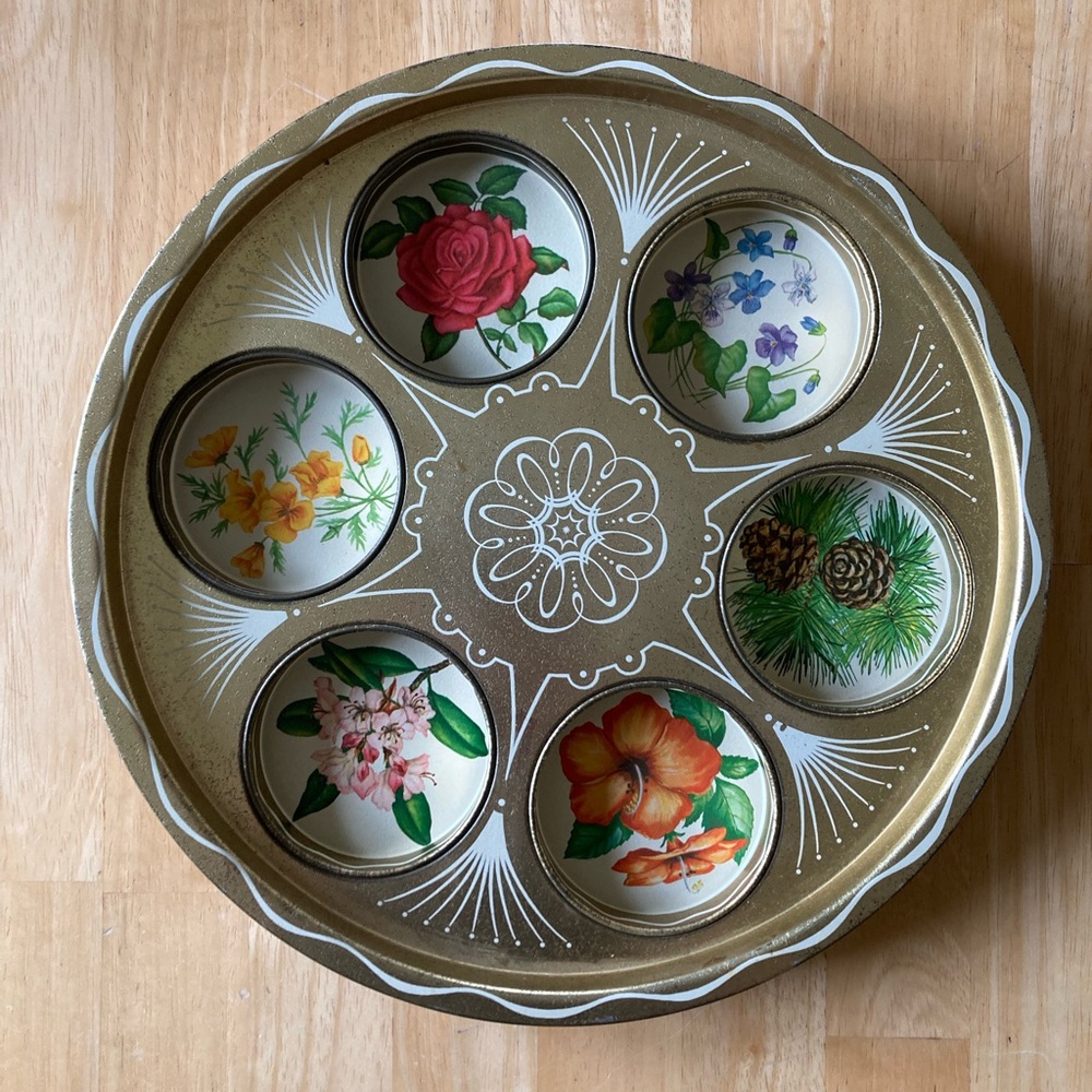 Vintage metal drink tray
